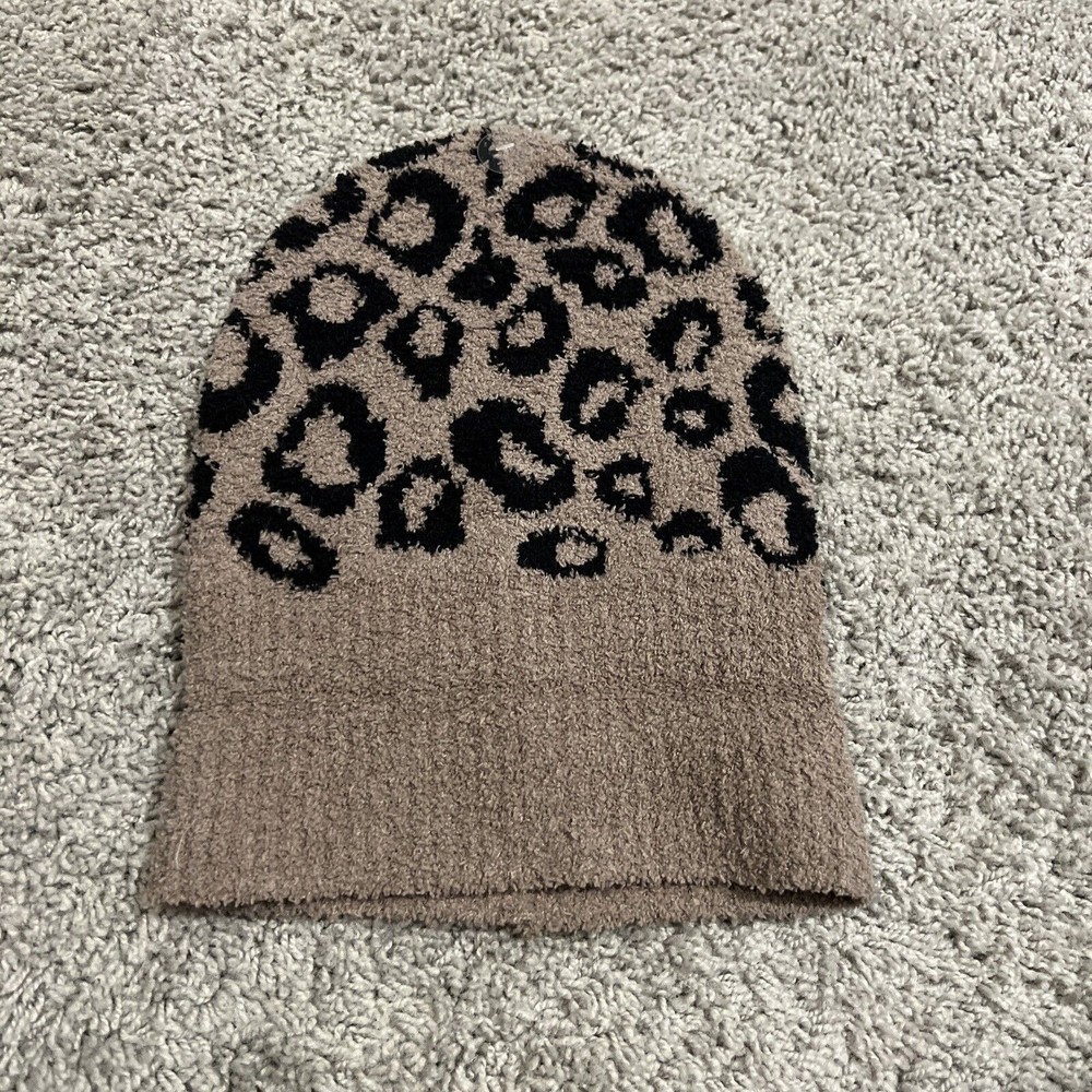 NWT Comfy Luxe Taupe Beanie OS